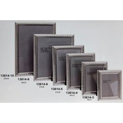 Κορνίζα μεταλλική/επάργυρη με σκάλισμα 13x18εκ. 13614