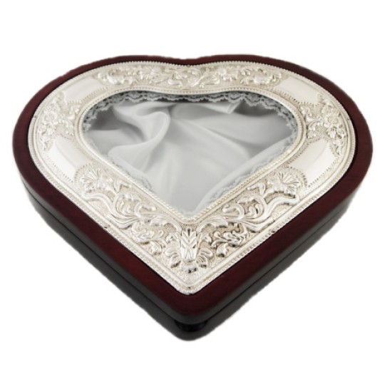 Στεφανοθήκη καρδιά επάργυρη με ξύλο 31x29εκ.